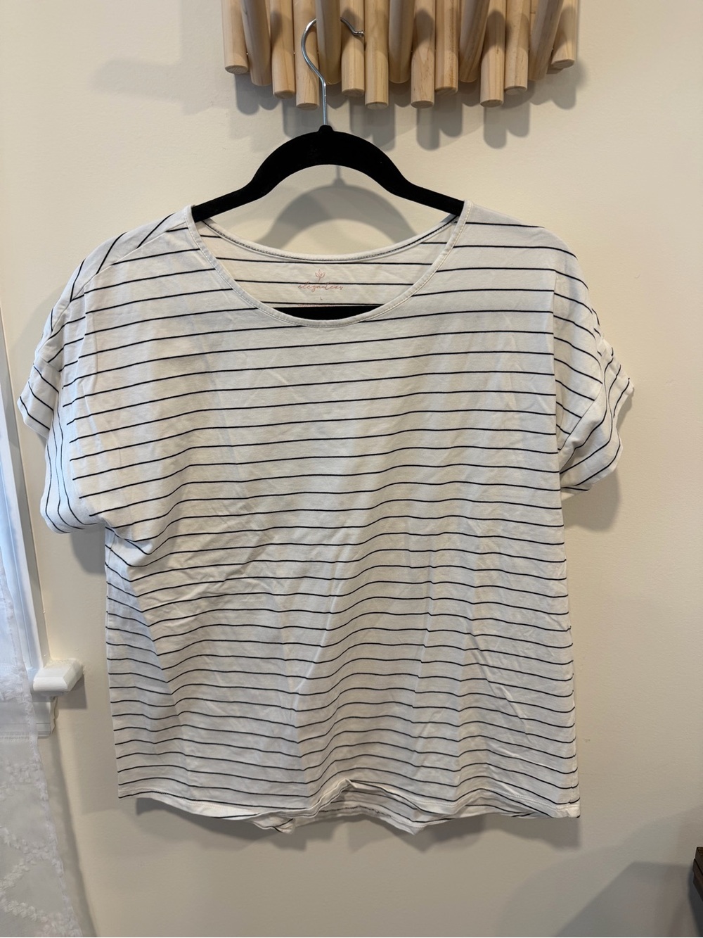 Elegantees Striped Short Sleeve Tee - White with Navy Stripes